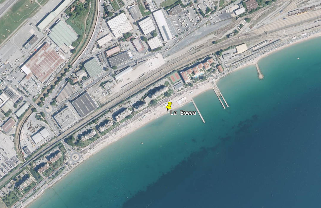 Plage de Cannes-La-Bocca